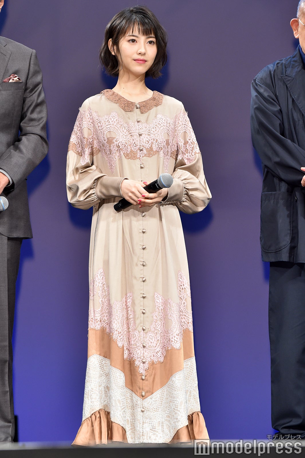 浜辺美波（C）モデルプレス