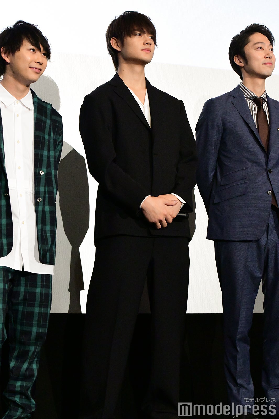 須賀健太、佐野勇斗、金田哲 （C）モデルプレス