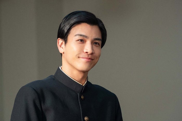 岩田剛典、朝ドラ初出演から馳せた両親への思い「虎に翼」で巡りあえた“縁”とは＜インタビューVo.1＞