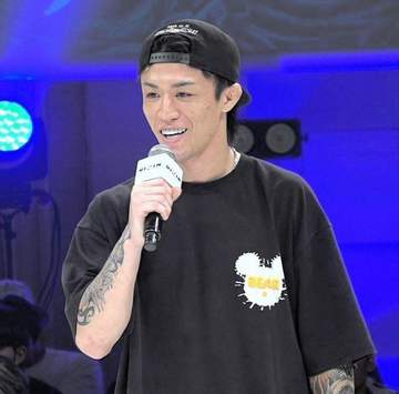 BD出身のジョリーが謎のダンス披露「MMAに通じる」、平本丈は闘志「ぶっとばす」【RIZIN】