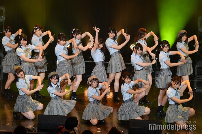 横山結衣がセンターを務めた「蜂の巣ダンス」/AKB48チーム8「TOKYO IDOL FESTIVAL 2018」 (C)モデルプレス