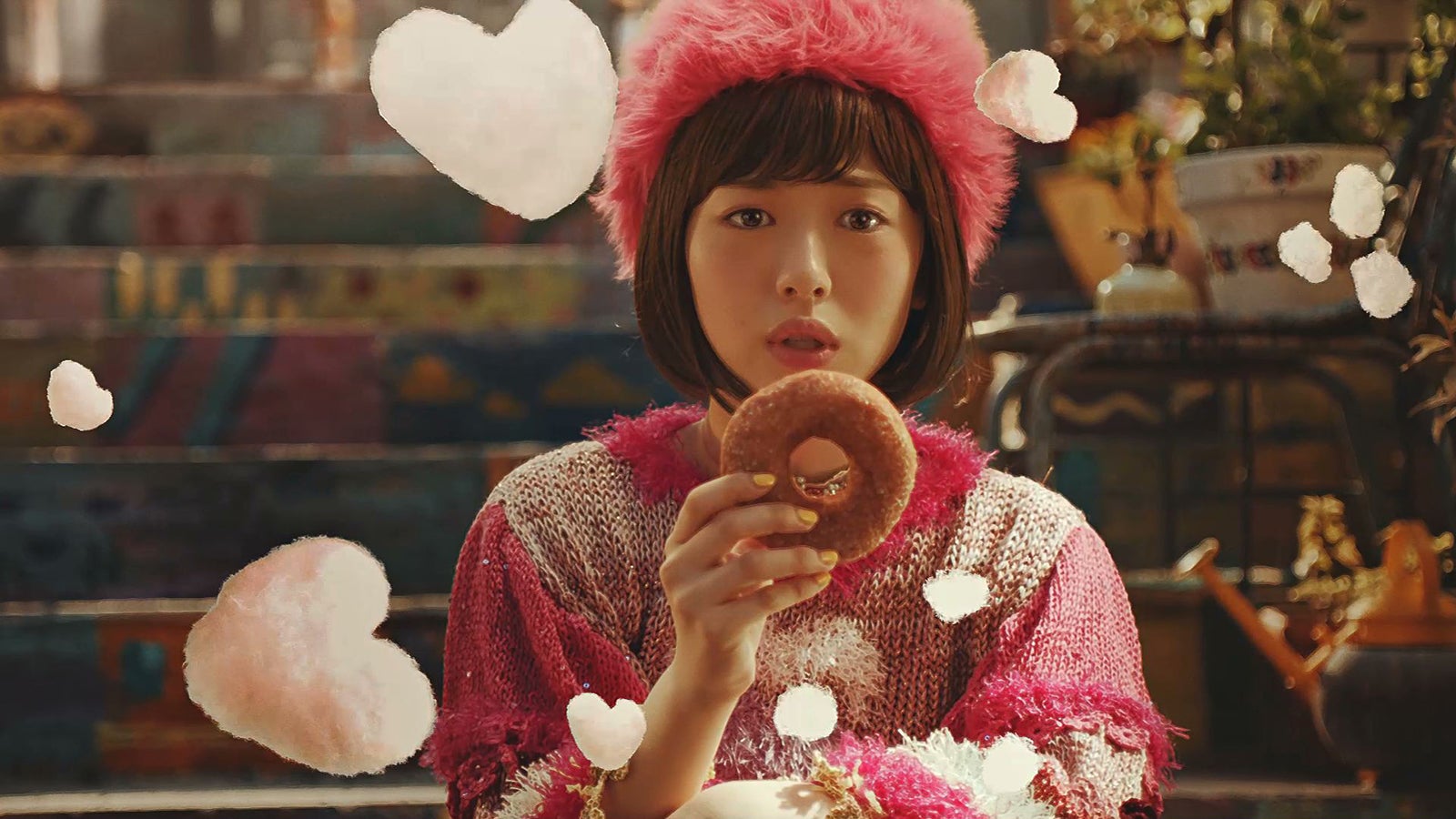 モンジュウロウ／新CMより（提供写真） 