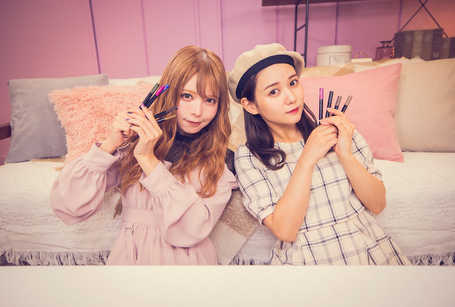 益若つばさ、佐藤ノアら人気インフルエンサーにメイクテク伝授