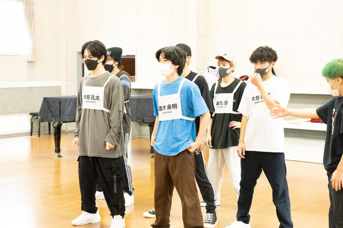 グループダンス動画審査・合宿の様子 (C)NTV
