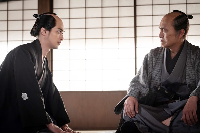 (左)横浜流星「べらぼう~蔦重栄華乃夢噺~」第34話(C)NHK