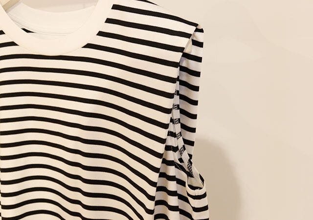 グロスジャージータックノースリーブTシャツ　袖