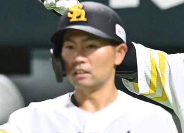 がんで闘病中の石橋貴明がサプライズ登場 現役引退のソフトバンク・中村晃へ少しかすれ声で「帝京野球部の誇りです。帝京魂！」セレモニーでメッセージ
