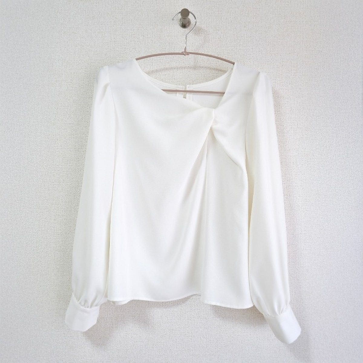 しまむらのツイストブラウス（Yuiko）