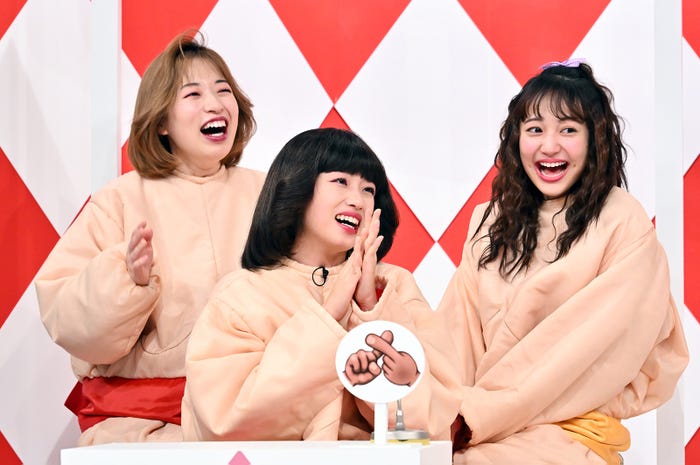 鈴木りおん、河合優実、福室莉音「不適切にもほどがある!」第3話より(C)TBS