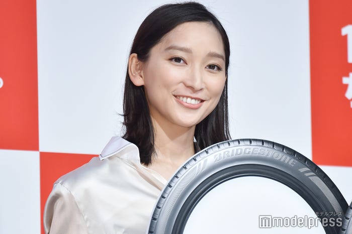 杏 (C)モデルプレス