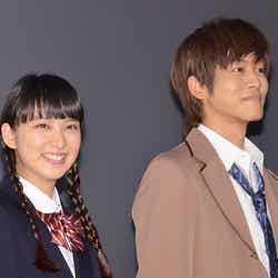 左から:武井咲、松坂桃李