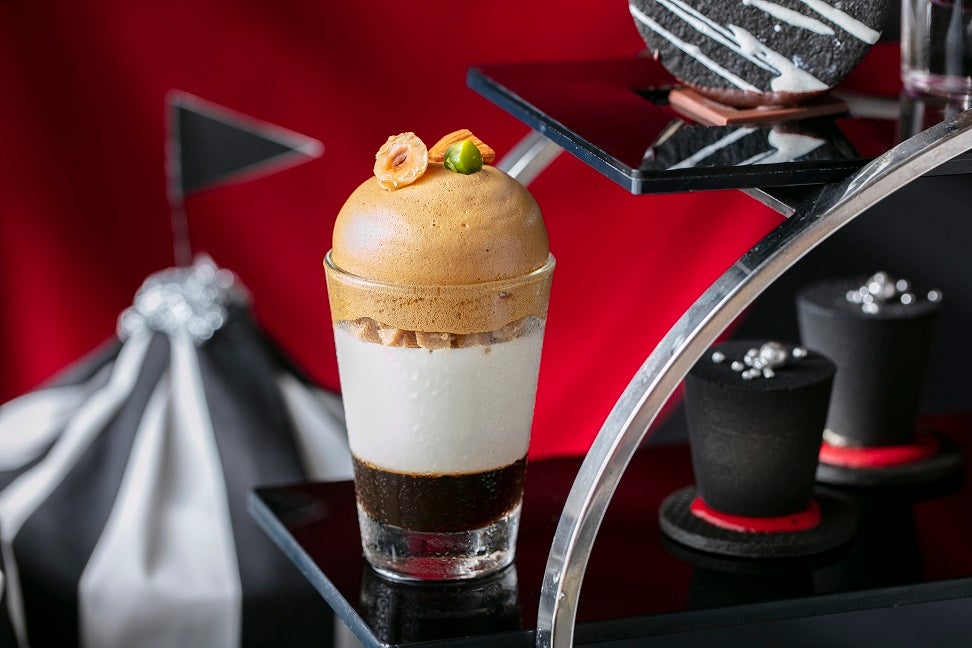 スイーツ・オブ・ザ・ダークサーカス／画像提供：名古屋ヒルトン