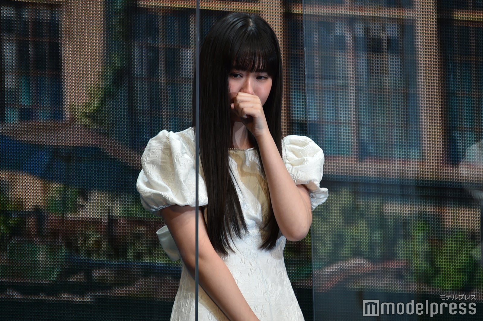 感涙した原菜乃華（C）モデルプレス