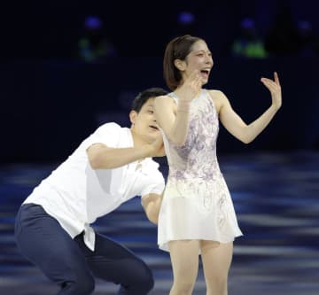 思わぬハプニングもさすがの“りくりゅう”の絆 三浦の背中ファスナー、木原が演技中に閉める 流れるような対処にSNS驚き「演技の流れでしょ？って思わせるくらいスマート」