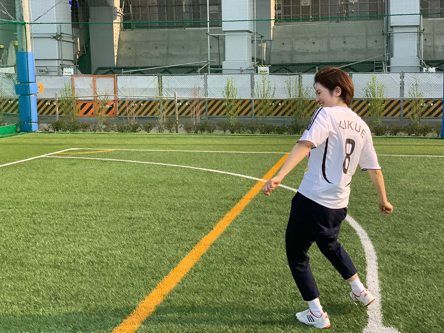 アナウンス室若手アナとフットサル（提供写真）