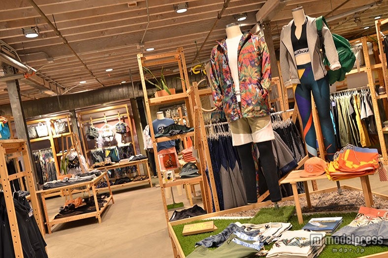 オシャレなスポーツウェア／画像提供：Urban Outfitters