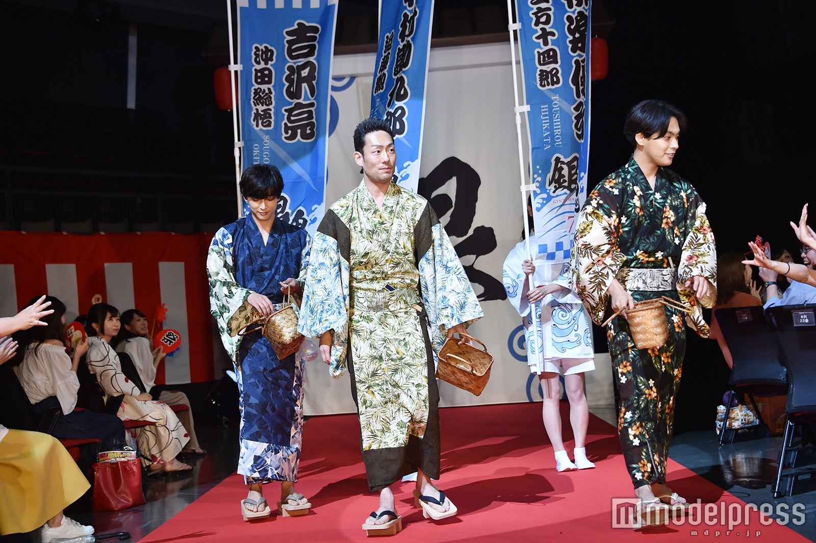 （C）モデルプレス