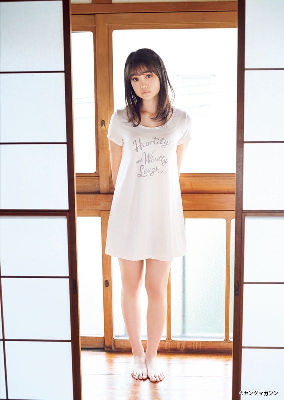 欅坂46石森虹花（C）岡本武志／ヤングマガジン