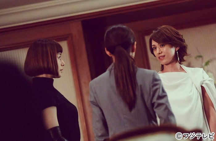 大地真央 蘭寿とむ 元宝塚男役トップスターが 女性の美 をめぐり睨み合い モデルプレス