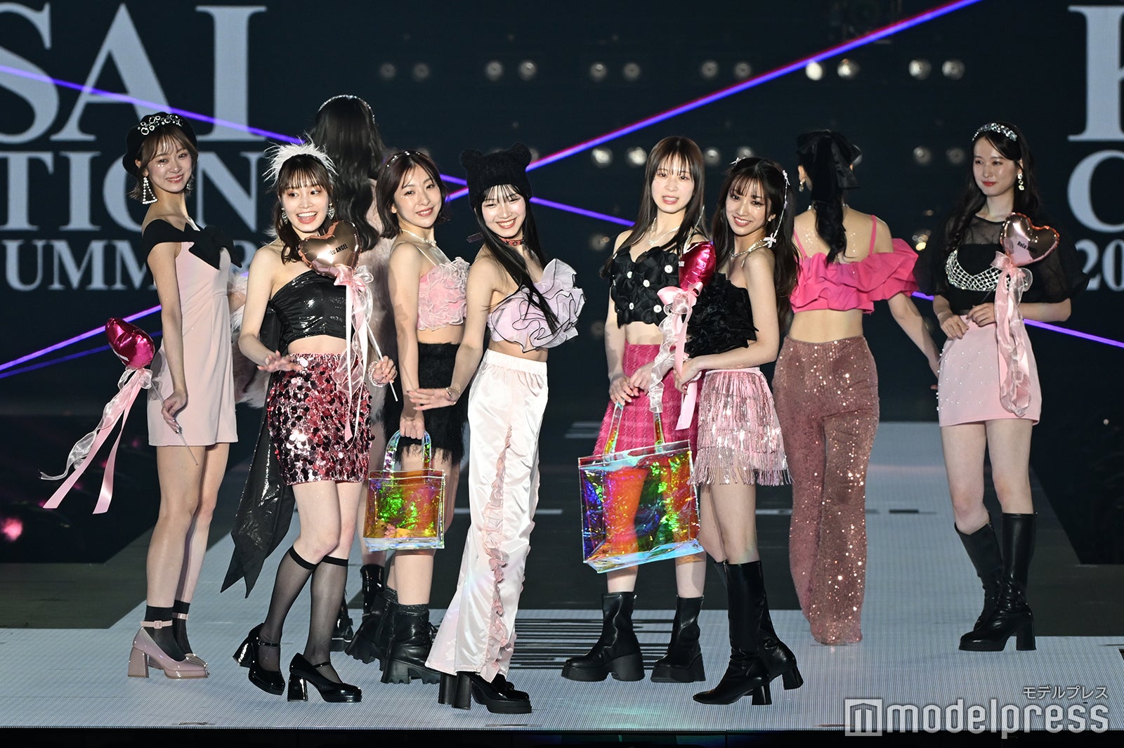 （C）モデルプレス