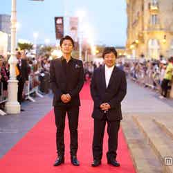 「第61回サン・セバスチャン国際映画祭」に参加した福山雅治、是枝裕和監督（C）2013『そして父になる』製作委員会
