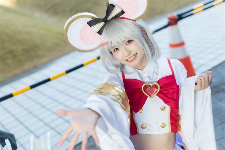 23歳アイドルが更衣室で号泣、満足度「100億万点」のコミケ初参戦 