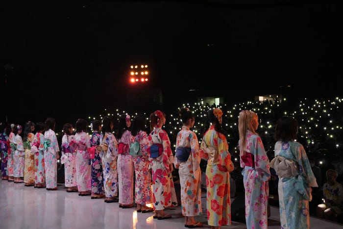 Akb48柏木由紀 復帰後初ライブで新曲参加 本田仁美の厳しいレッスン明かす ひぃちゃん本当にすごい ライブレポ モデルプレス Akb48柏木由紀 復帰後初ライブで新曲参加 本田仁美の厳しいレッスン明かす ひぃちゃん本当にすごい ライブレポ モデルプレス