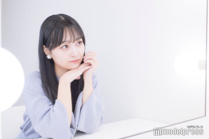 有賀怜香さん(C)モデルプレス