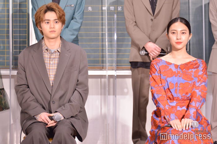 鈴鹿央士、久保田紗友 (C)モデルプレス