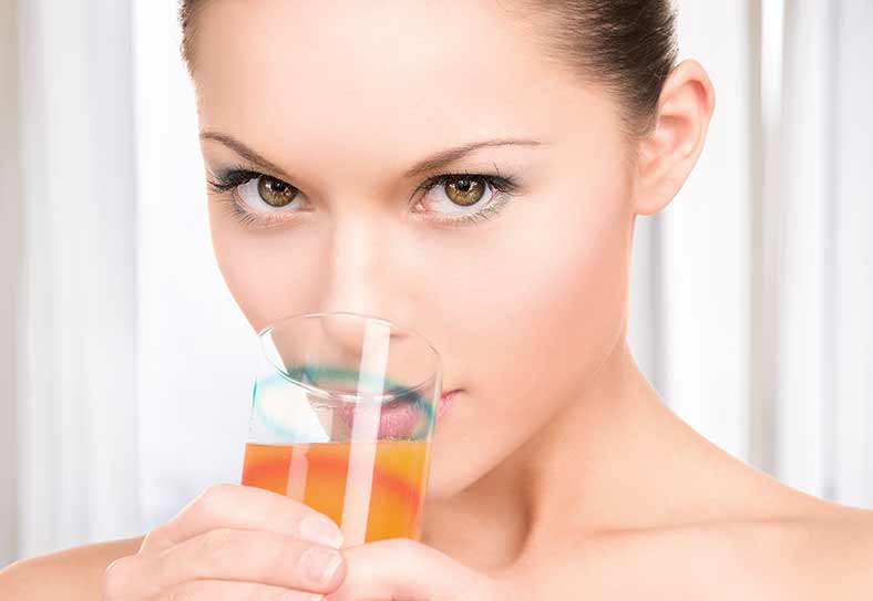 プチ断食ですっきりキレイに（Photo by Syda Productions）