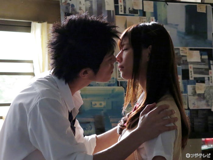 山本裕典、西内まりや/ドラマ「山田くんと7人の魔女」第6話より