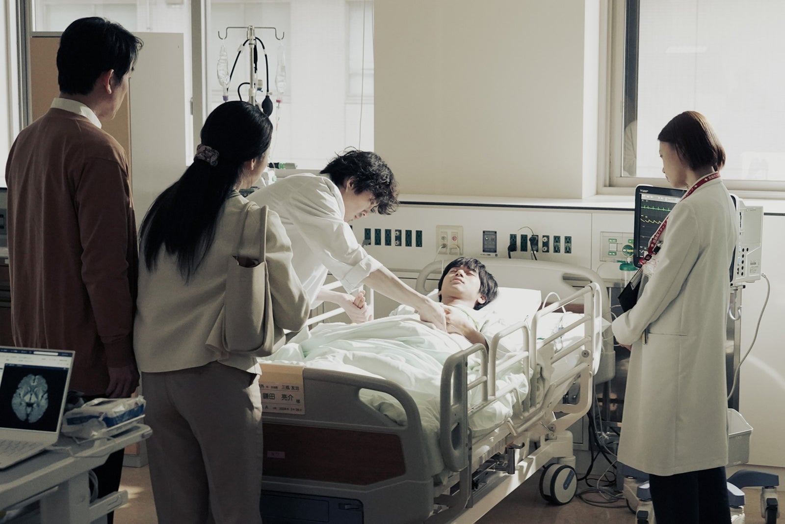 若葉竜也、島村龍乃介、杉咲花ら「アンメット ある脳外科医の日記」第2話より（C）カンテレ