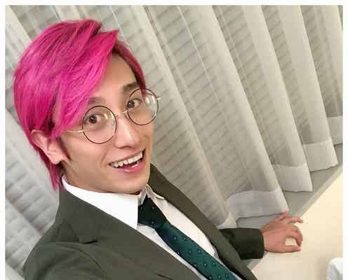 EXIT兼近大樹の丸眼鏡スーツ姿に「似合いすぎ」「たまらん」と絶賛の声