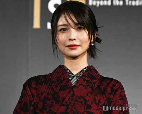 長濱ねる、シックな赤の着物着こなす 着物姿を見せたい相手は?「お着物が大好きなので」【KIMONOIST(キモノイスト)2025】