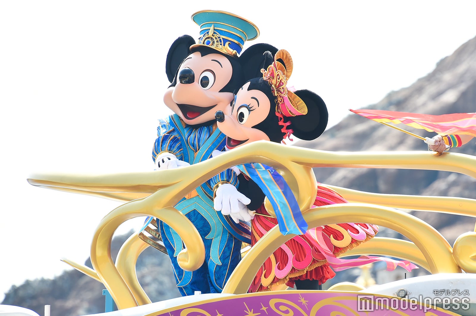 ディズニーシー、新水上グリーティングで35周年をお祝い＜ハピエスト