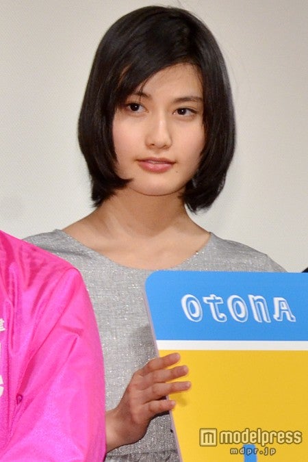 橋本愛、熱烈ラブコールに照れ笑い