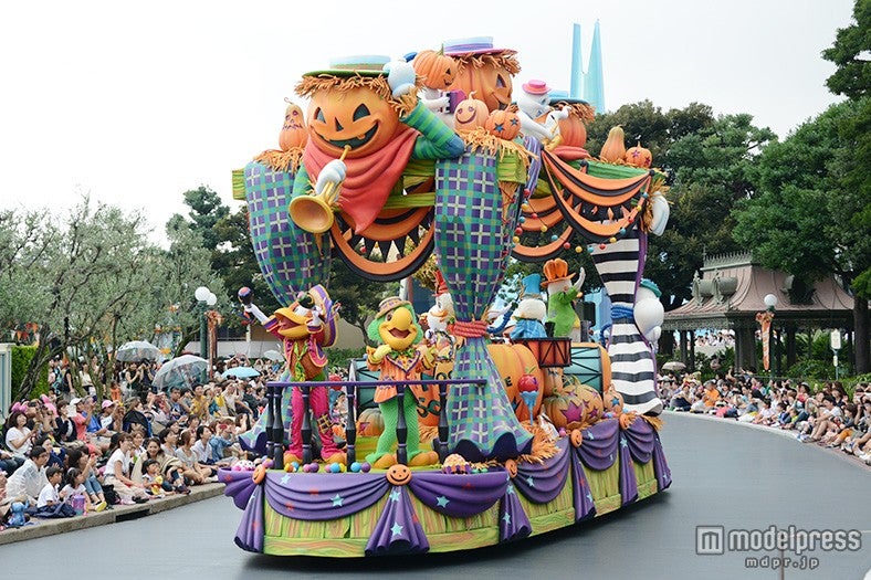 パレード「ハッピーハロウィーンハーベスト」