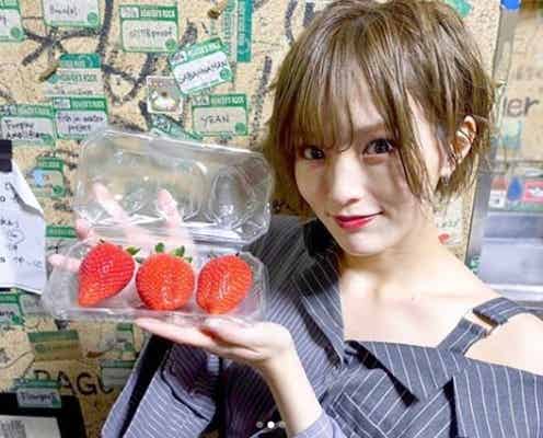 山本彩、鎖骨あらわな肩出しショットに「色っぽい」「ドキッとした」