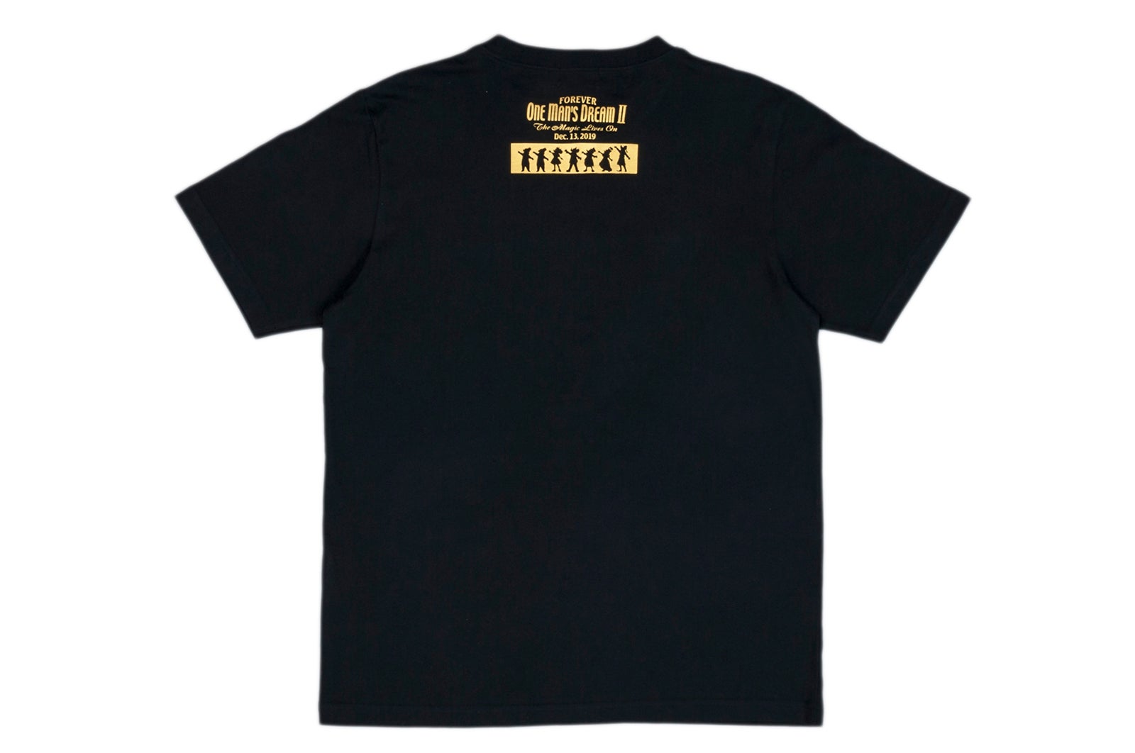 Tシャツ（S、M、L、LL）各2,900円／9月 5日より販売（C）Disney