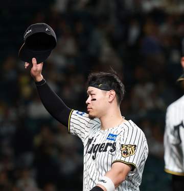 阪神・佐藤輝「いいところ悪いところを客観的に見ることが、年々成長できてる」甲子園の左打者で「本当に価値があると」【一問一答】