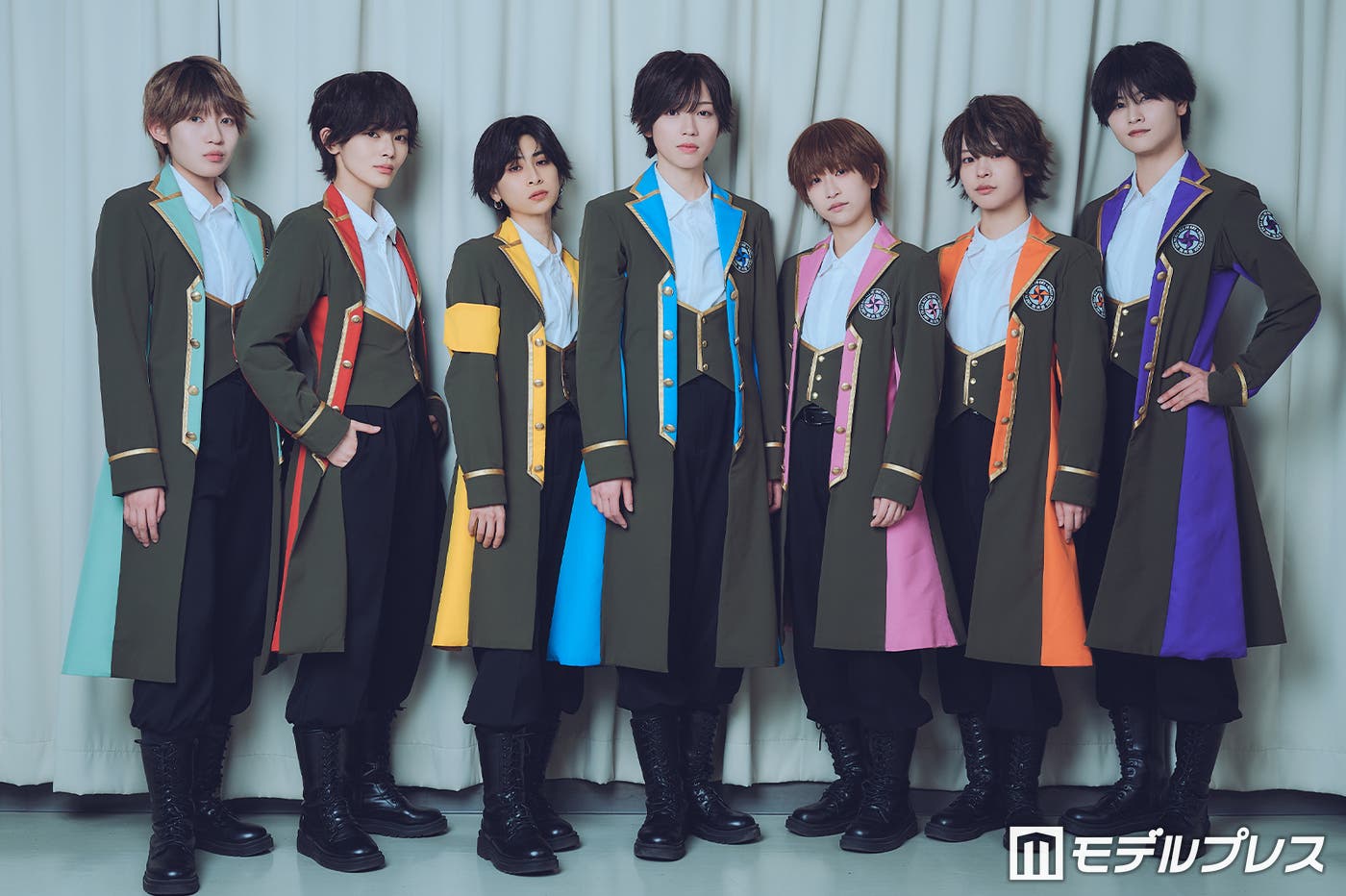 風男塾(左から)葉崎アラン、赤星良宗、柚希関汰、英城凛空、胡桃沢鼓太郎、天堂太陽、凰紫丈源