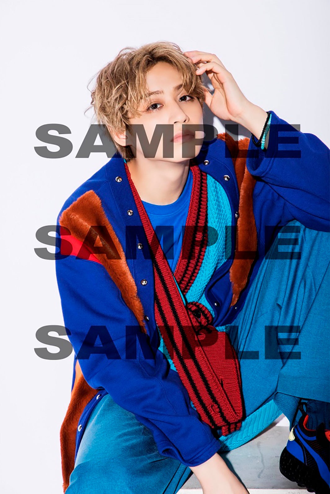 前山剛久ビジュアルブック「Artist」We！プレ limited store サイン＆メッセージ入り2L判生写真（提供写真）