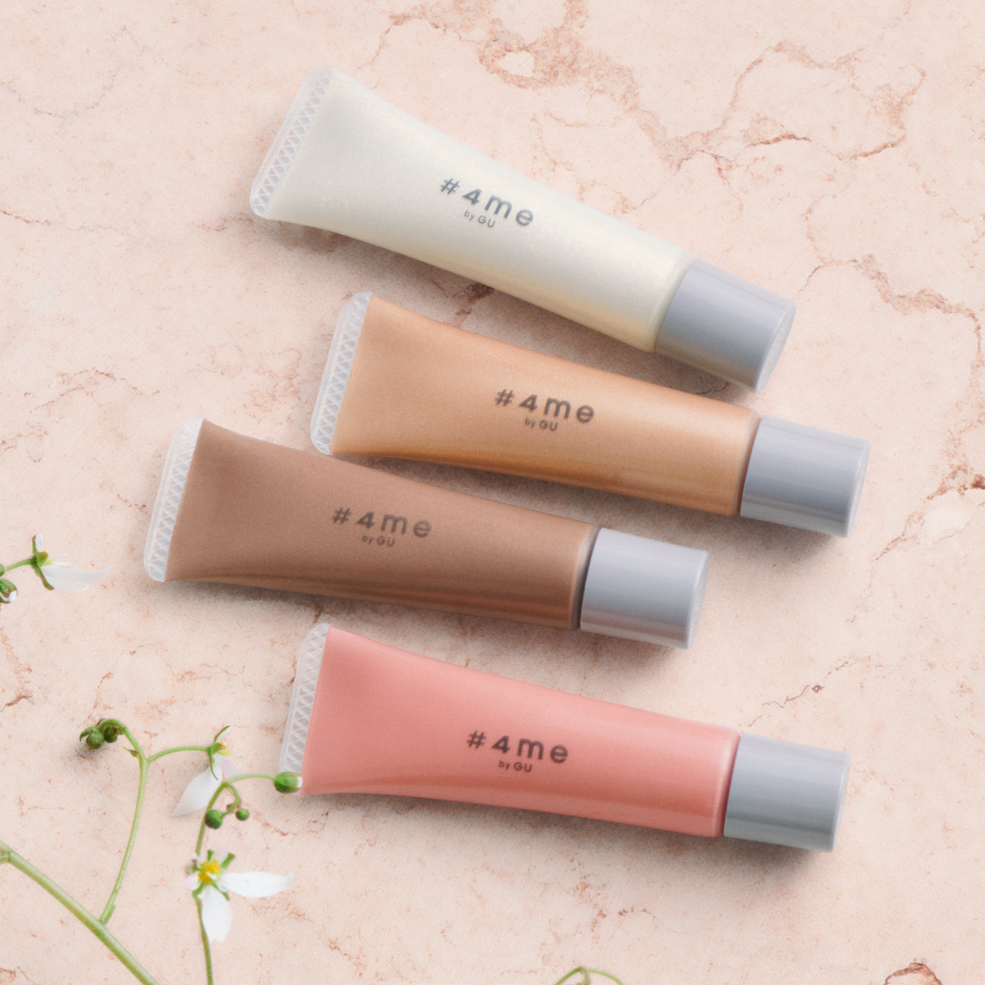 （上から）「クリームアイシャドウ＃01 WHITE」「同＃81 GOLD」「同＃36 BROWN」「同＃11 PINK」（画像提供：株式会社ジーユー）