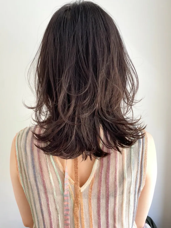 可愛いのに大人っぽい ミディアムヘアの髪型で叶える女度上がる仕上がりをご紹介 モデルプレス