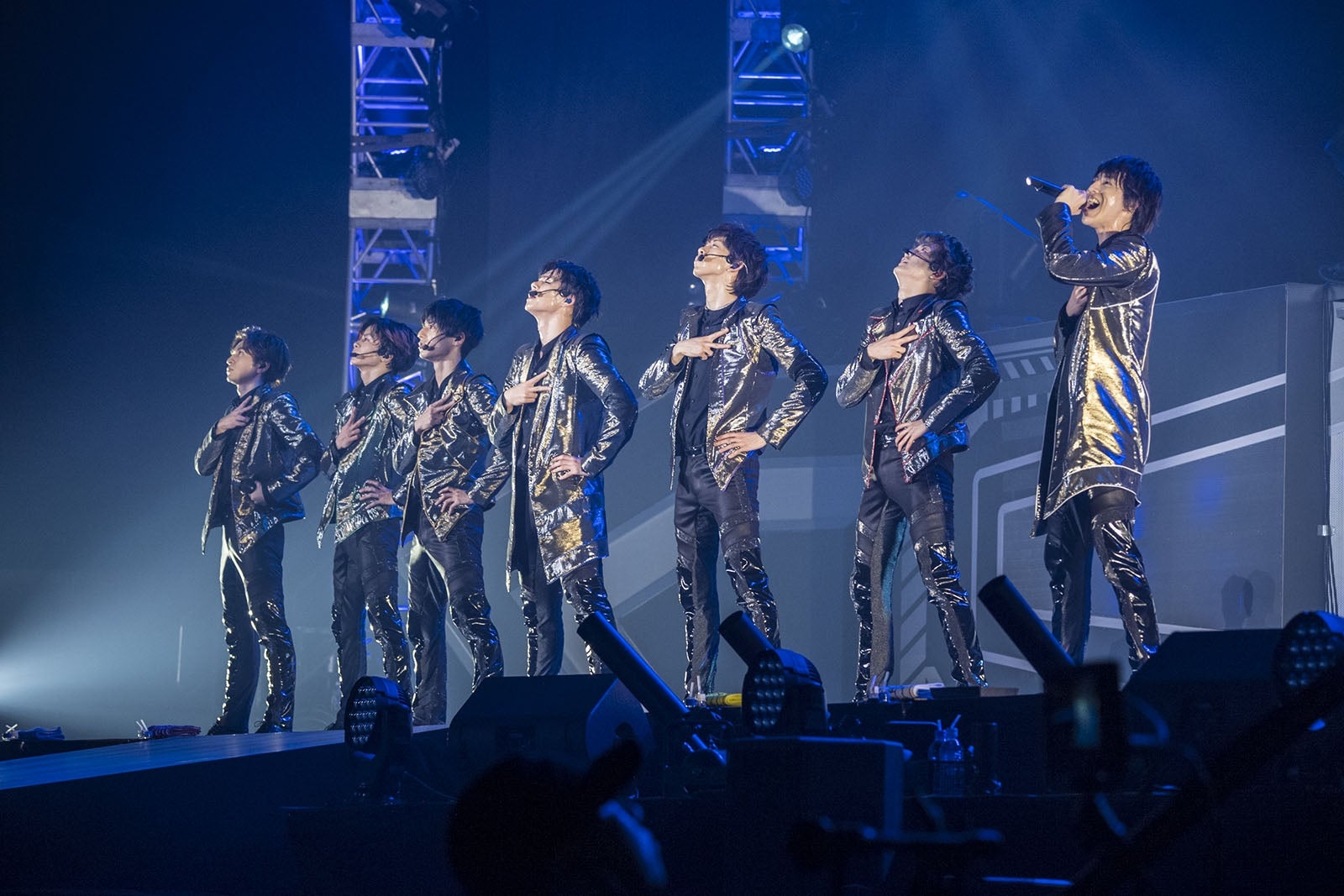 超特急（撮影：米山三郎・深野輝美・富田望・西村廣起）