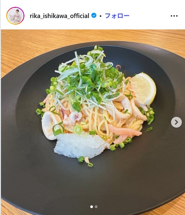 石川梨華Instagramより