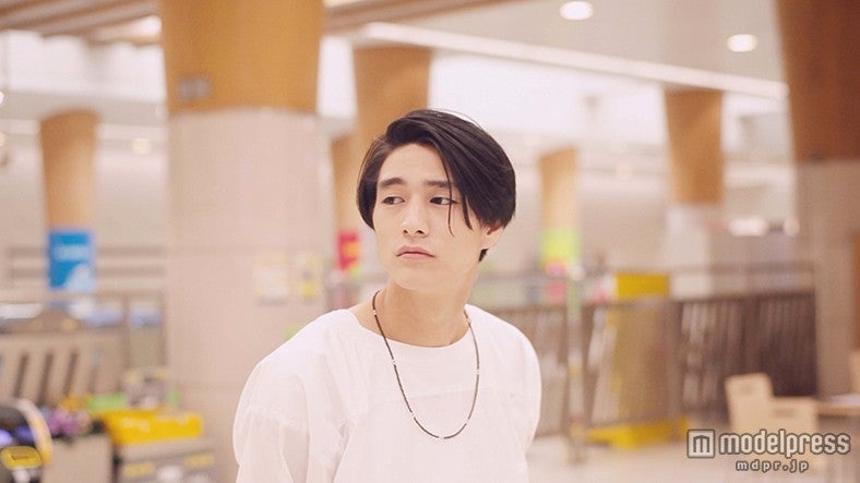 遊屋慎太郎／Hocori「Lonely Hearts Club」MVより