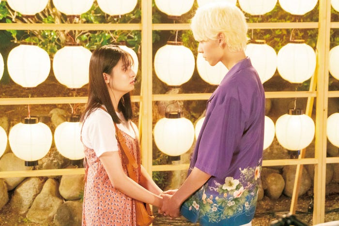 吉川愛、ラウール(C)2021「ハニーレモンソーダ」製作委員会(C)村田真優/集英社