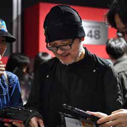 青山剛昌氏がチームコナンとして脱出ゲームを初体験/画像提供:ユー・エス・ジェイ