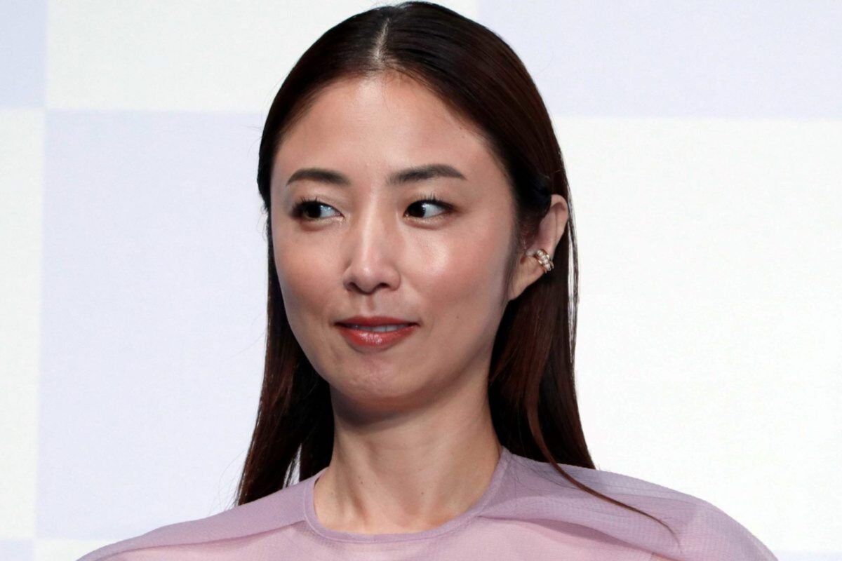 MEGUMI、化粧水を塗るときの“重要ポイント”解説 「毛穴ってね…」「入り込んでない」